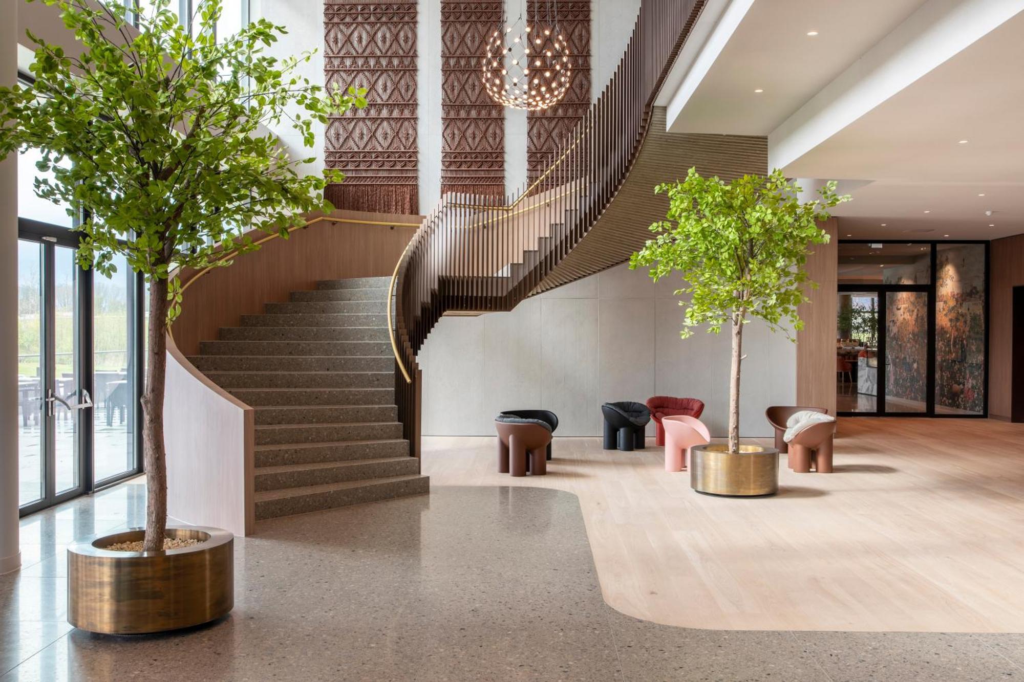 Van Der Valk Hotel Deventer Exterior photo